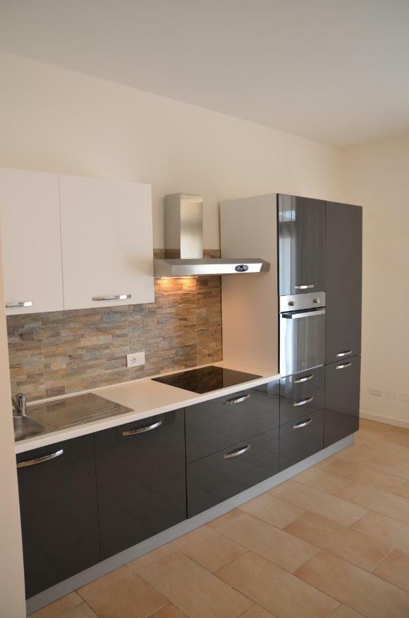 Apartmán Trilocale Palazzo Garda Garda  Exteriér fotografie